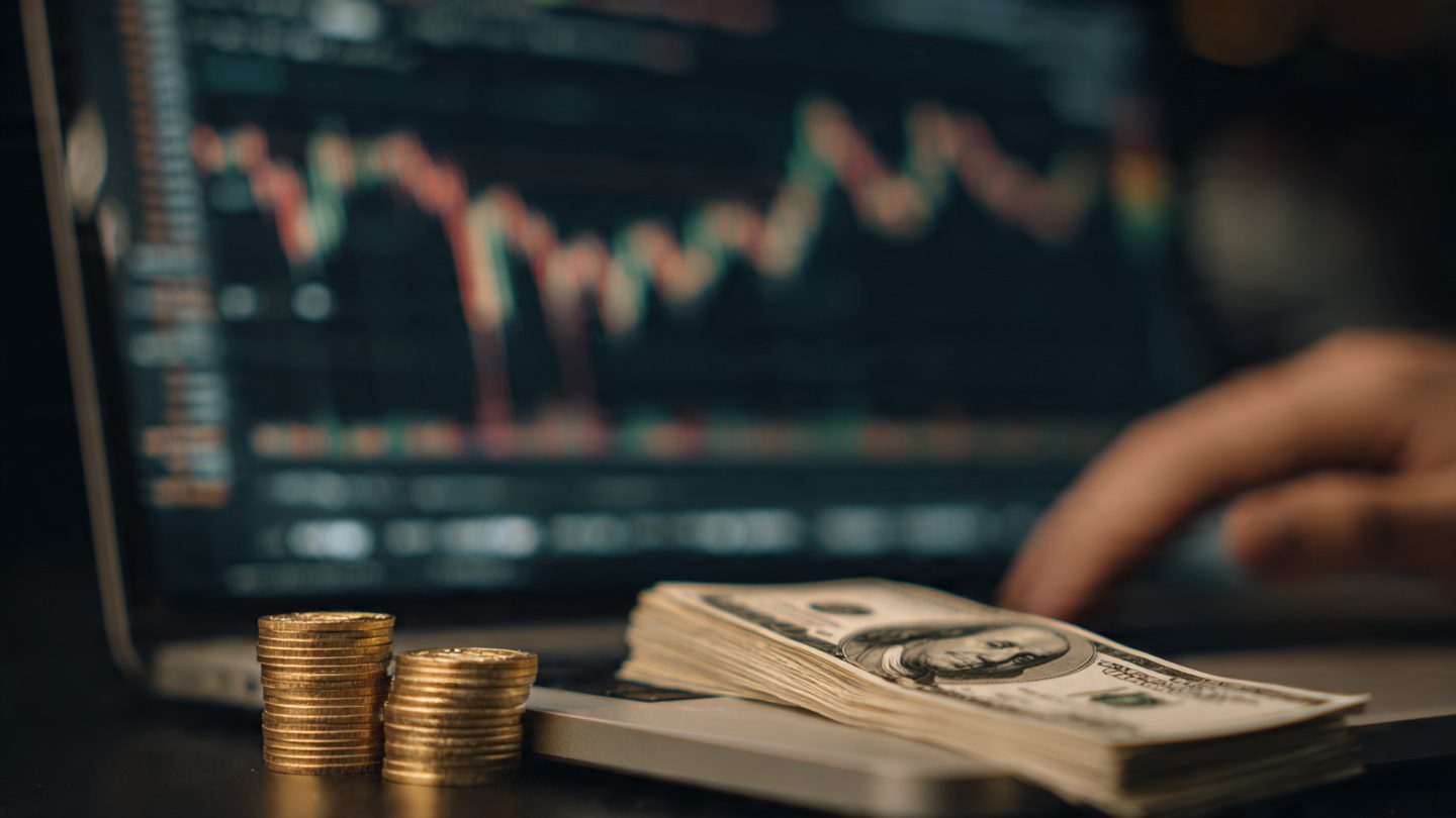 How Much Money Is Enough? The Real Cost of Starting Crypto Investing 4 How Much Money Is Enough? The Real Cost of Starting Crypto Investing 3