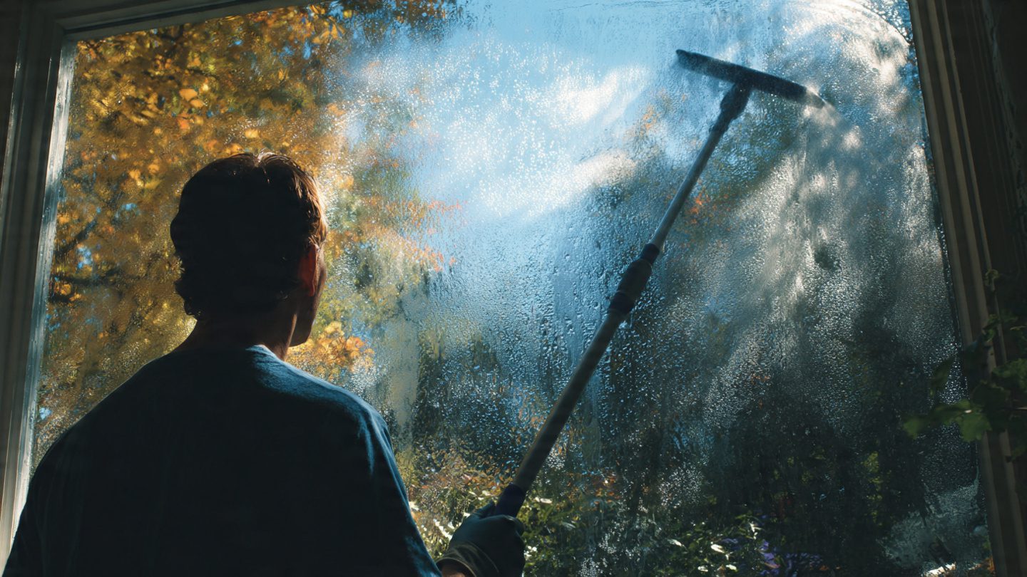 How to Clean Windows Quickly and Streak-Free 3